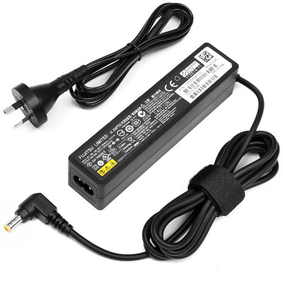 Original Fujitsu Lifebook U7411 charger